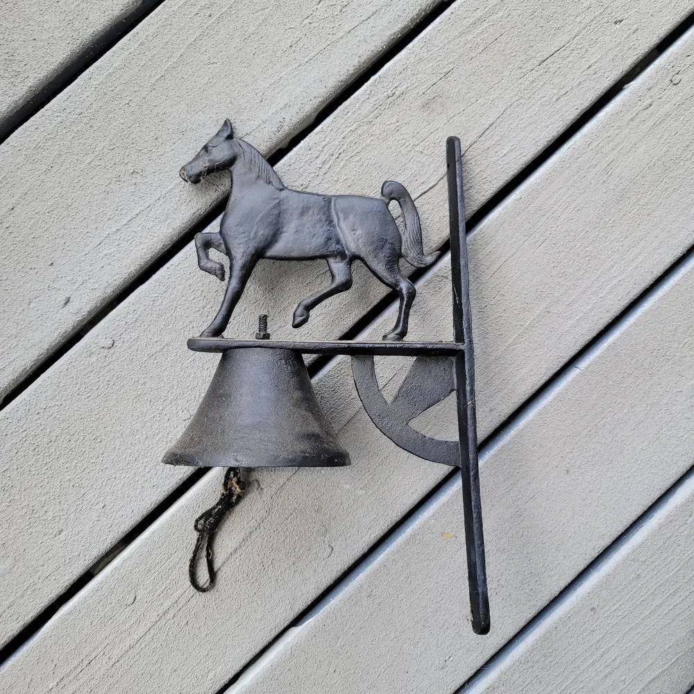 Vintage Black cast Iron Door Welcome Dinner bell with Horse wall mount Metal